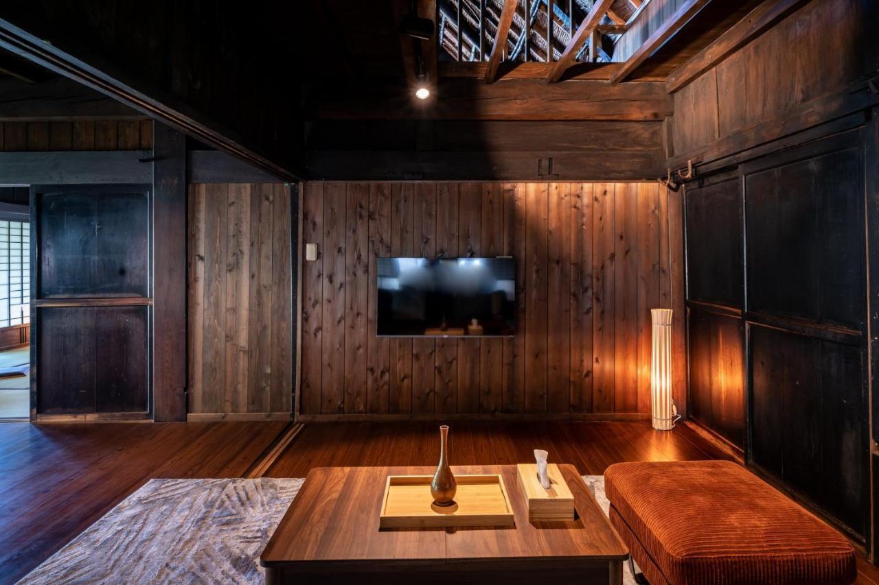 Livegrace House Lake Saiko 西湖古民家 Jamanasi Kültér fotó